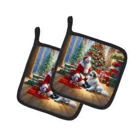 Great Pyrenees and Santa Claus Pair of Pot Holders Kitchen Heat Resistant Pot Holders Sets Oven Hot Pads for Cooking Baking BBQ, 7 1/2 x 7 1/2