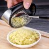 Anual Stainless Steel Garlic Press Manual Garlic Mincer Chopping Garlic Tools Curve Fruit Vegetable Tools Kitchen Gadgets Garlic Press Rocker Stainste